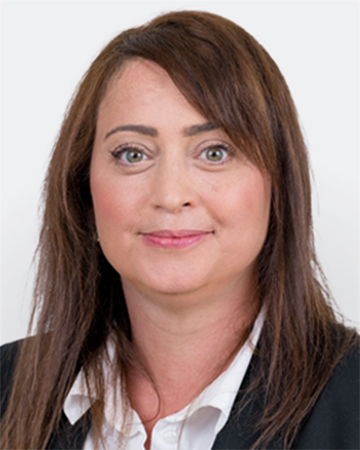 Spatina Fischer, Magistra iuris